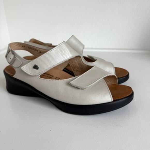 Finn Comfort Beige Wedge Sandals Size 7 Leather Orthopedic Arch Support EUC - Picture 1 of 10
